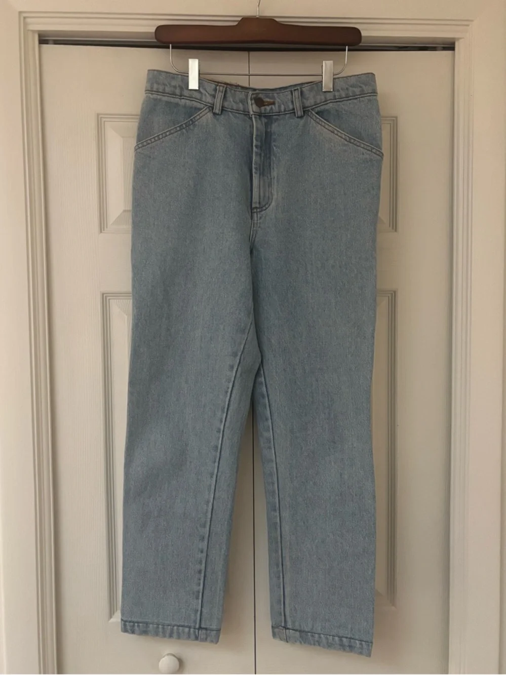 Slim Straight Men’s Jeans in Light Blue